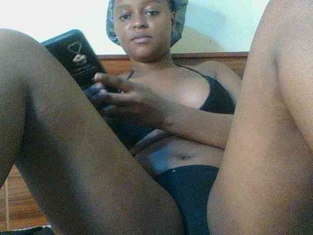 Kishylovee webcam