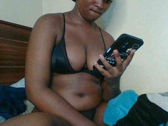 Kishylovee webcam