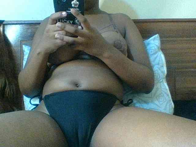 Kishylovee webcam