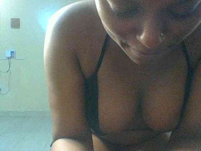 Kishylovee webcam