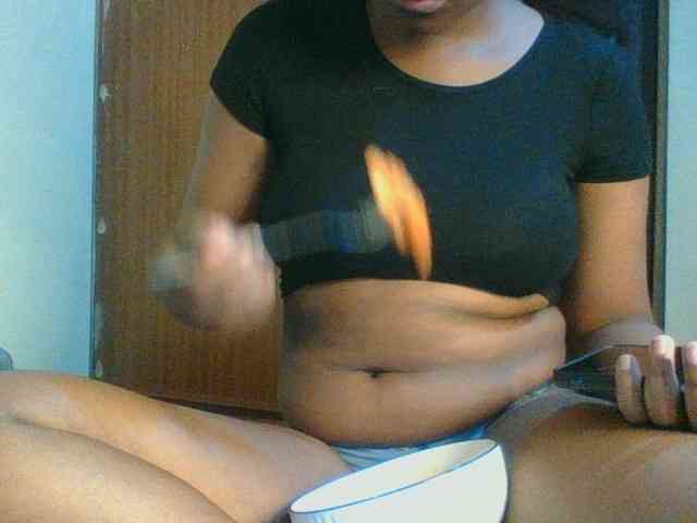 Kishylovee webcam