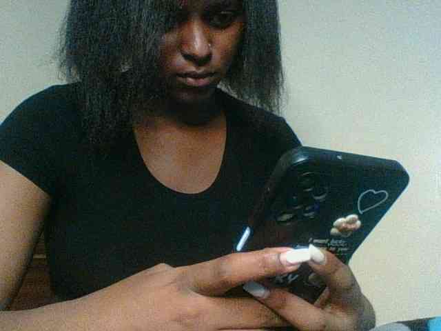 Kishylovee webcam