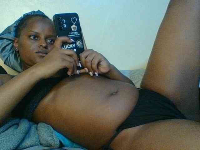 Kishylovee webcam