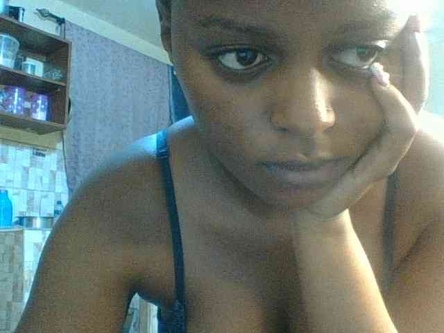 Kishylovee webcam
