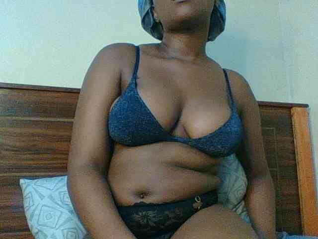 Kishylovee webcam