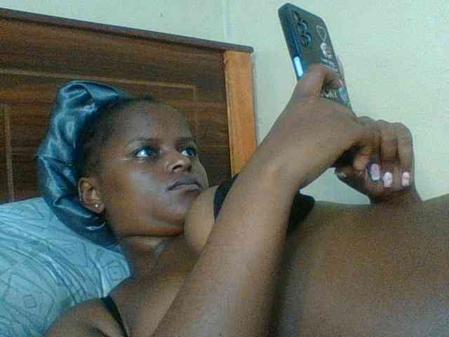 Kishylovee webcam