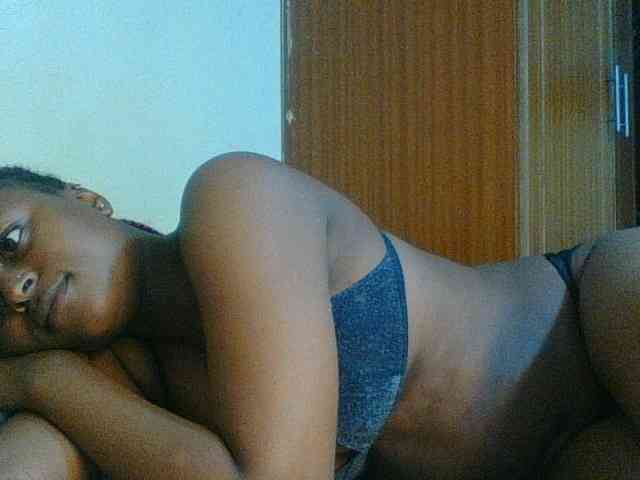 Kishylovee webcam