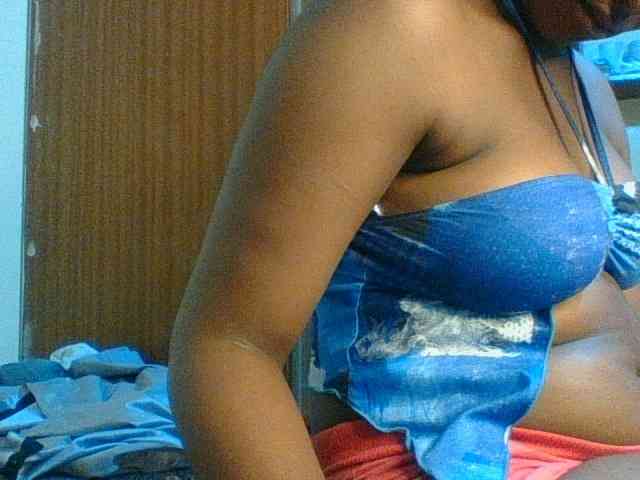 Kishylovee webcam