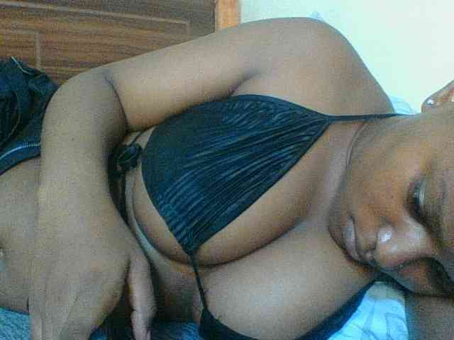 Kishylovee webcam