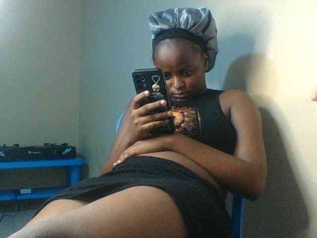Kishylovee webcam