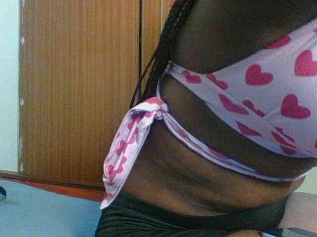 Kishylovee webcam