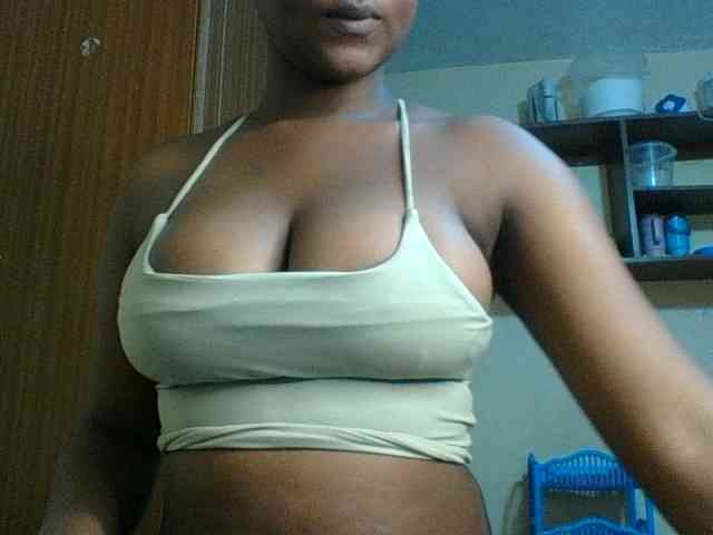 Kishylovee webcam