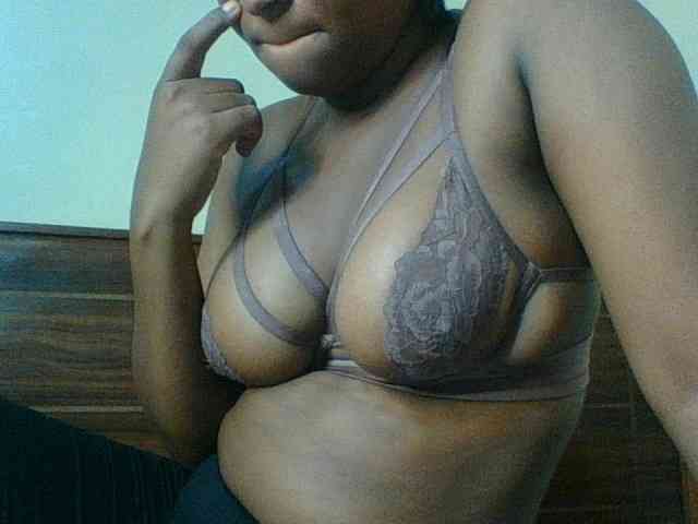 Kishylovee webcam