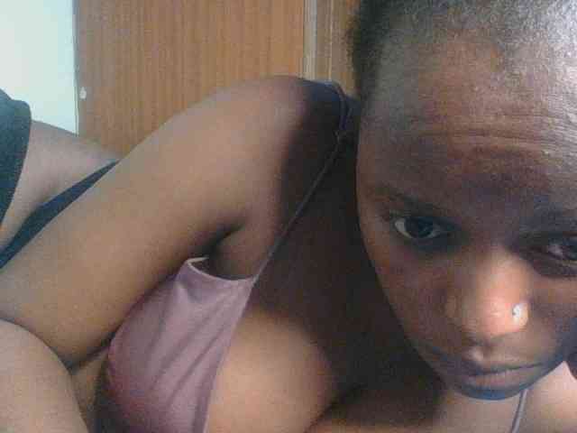 Kishylovee webcam