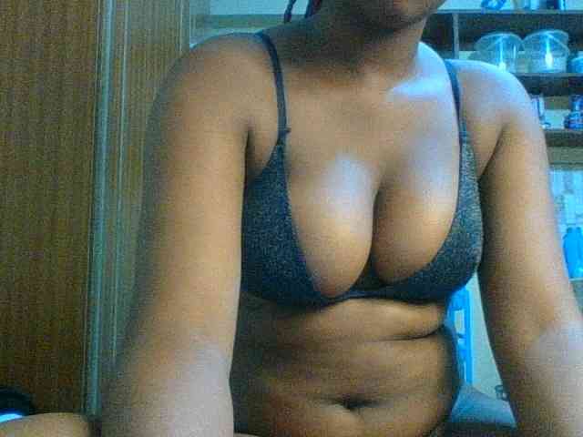 Kishylovee webcam