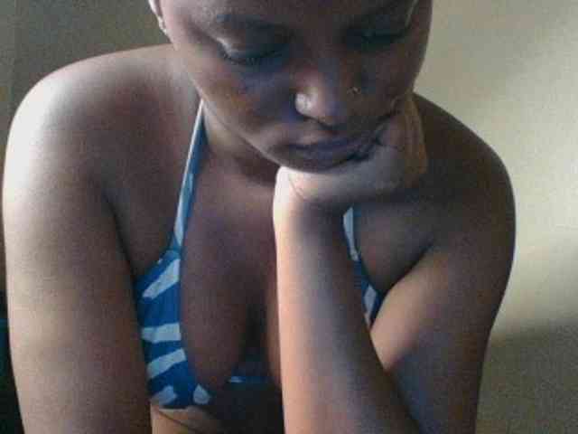 Kishylovee webcam