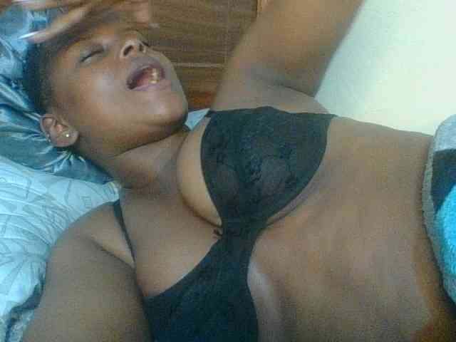 Kishylovee webcam