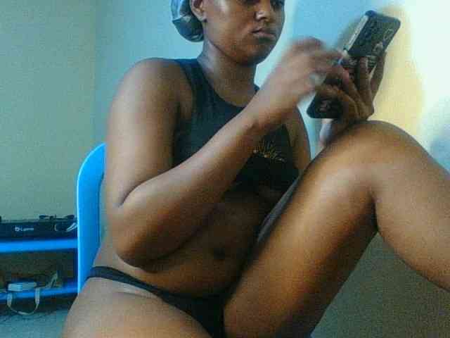 Kishylovee webcam