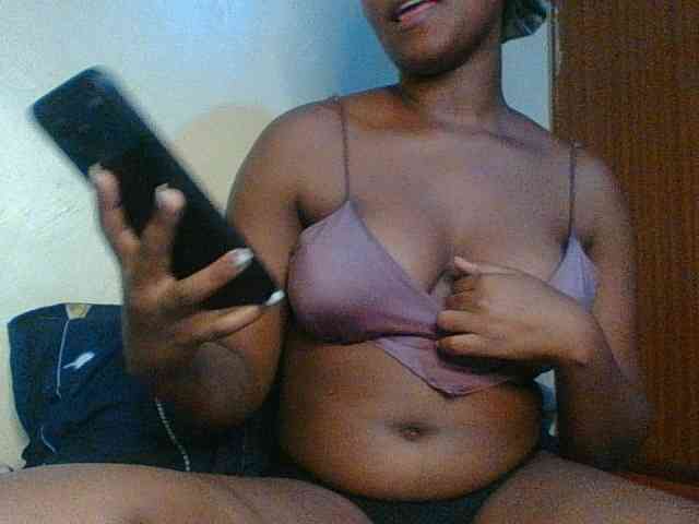 Kishylovee webcam