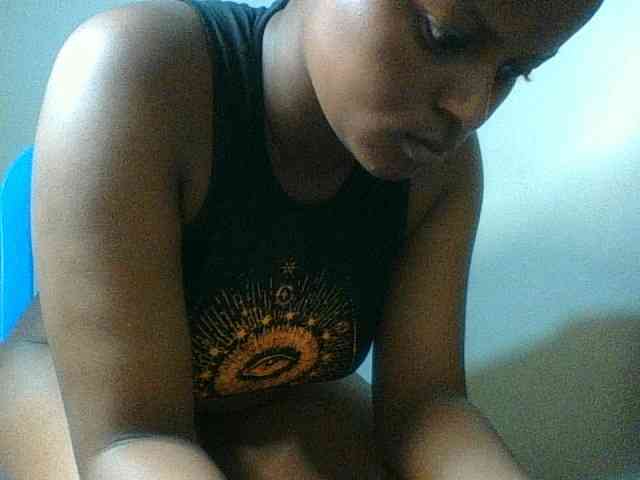 Kishylovee webcam