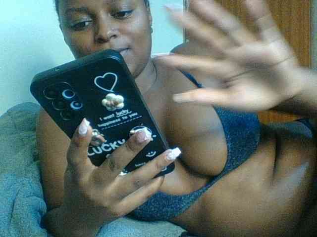 Kishylovee webcam