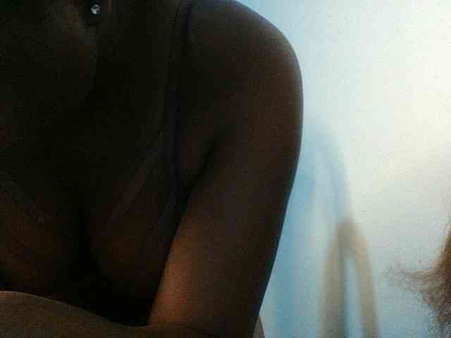 Kishylovee webcam