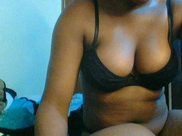 Kishylovee webcam