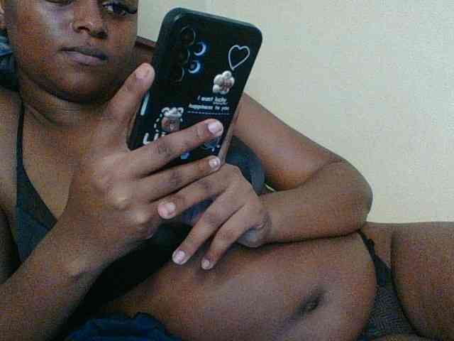Kishylovee webcam