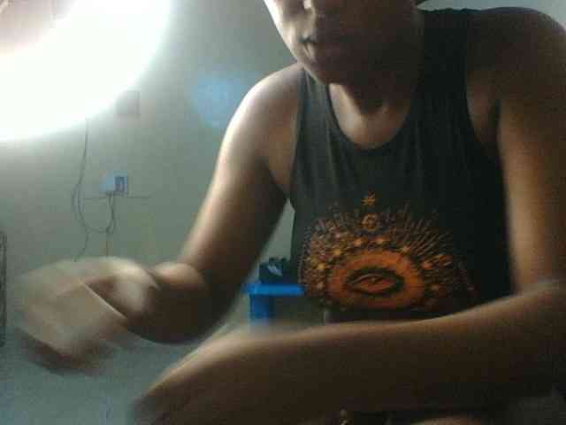 Kishylovee webcam