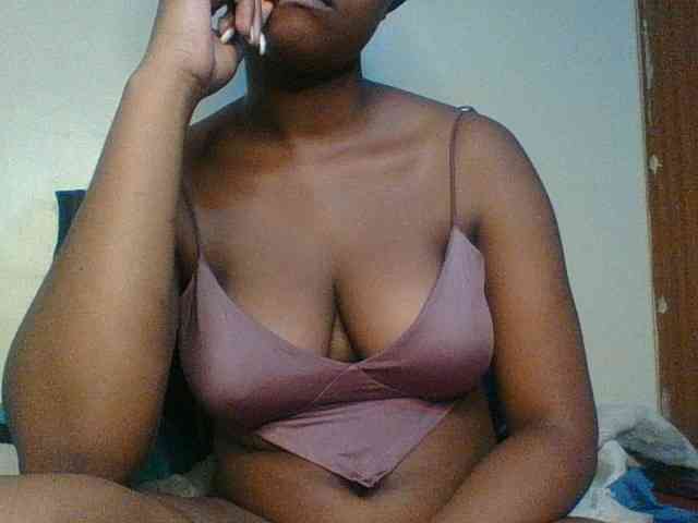 Kishylovee webcam