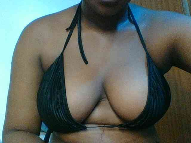 Kishylovee webcam
