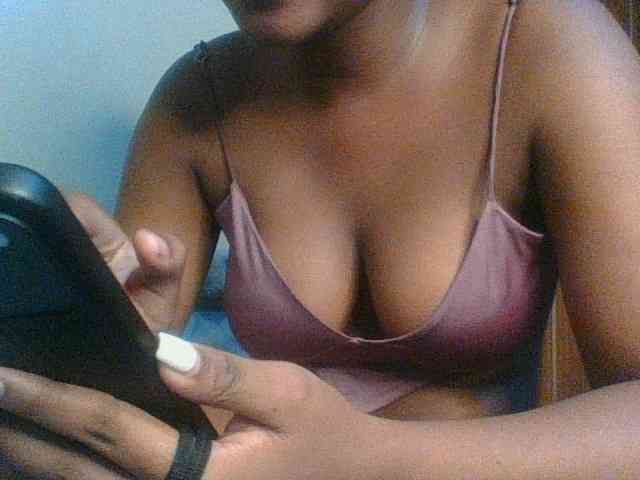 Kishylovee webcam