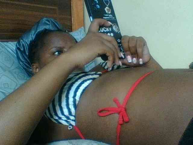 Kishylovee webcam