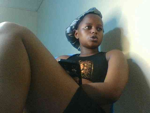 Kishylovee webcam
