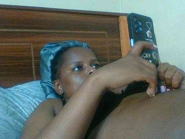 Kishylovee webcam