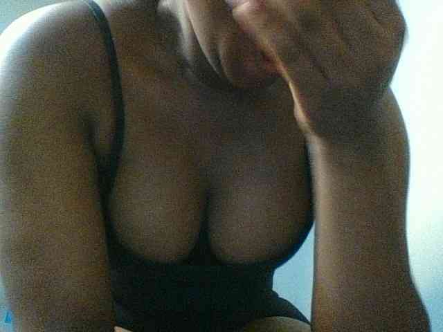 Kishylovee webcam