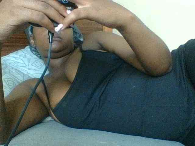 Kishylovee webcam