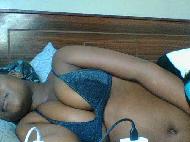 Kishylovee webcam