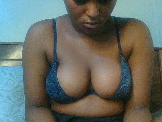 Kishylovee webcam