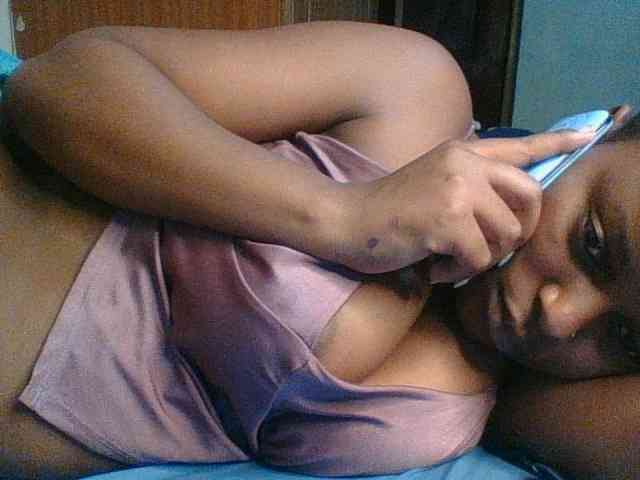 Kishylovee webcam
