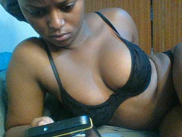 Kishylovee webcam