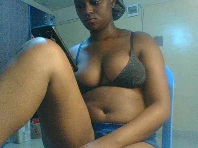 Kishylovee webcam