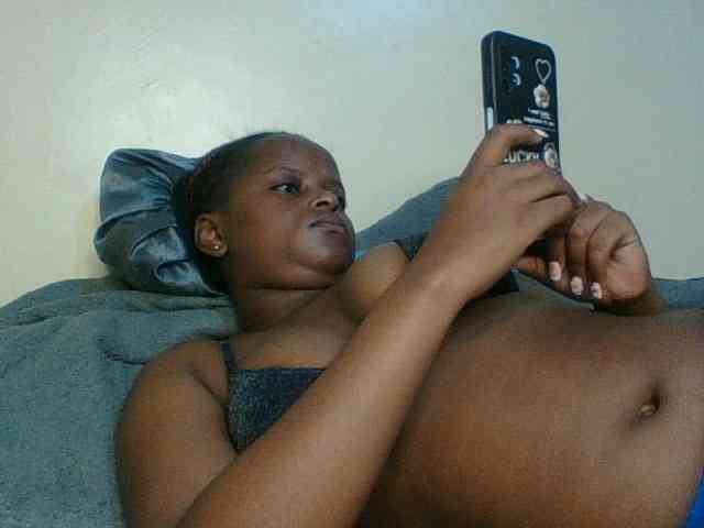 Kishylovee webcam