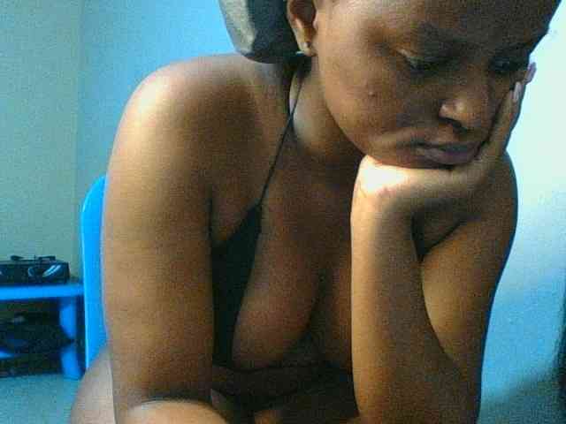Kishylovee webcam