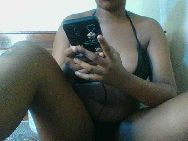 Kishylovee webcam