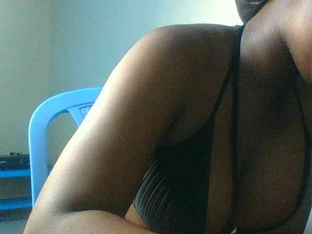 Kishylovee webcam