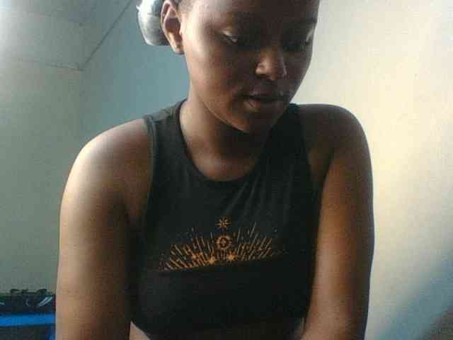 Kishylovee webcam
