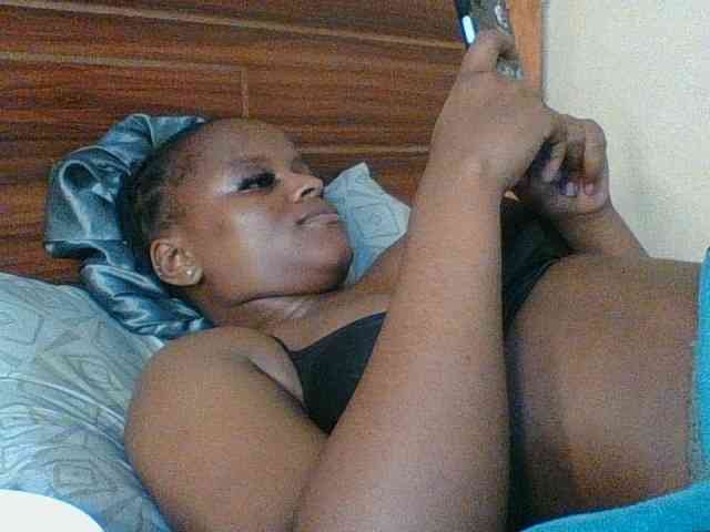 Kishylovee webcam