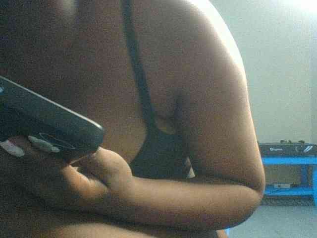 Kishylovee webcam