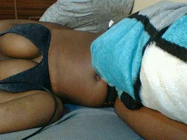 Kishylovee webcam